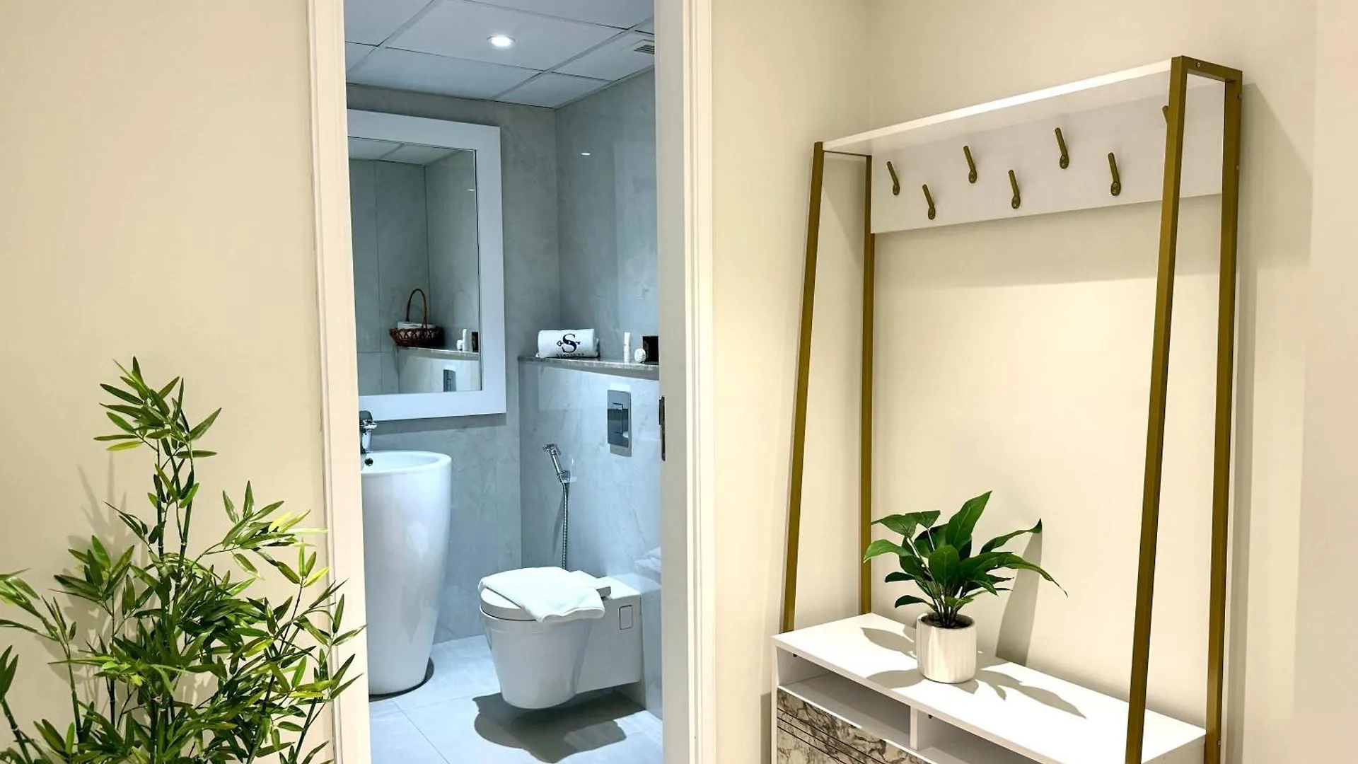 1Br Sea & Atlantis View Apartment At 5-Star Resort Dubai 0*,  United Arab Emirates