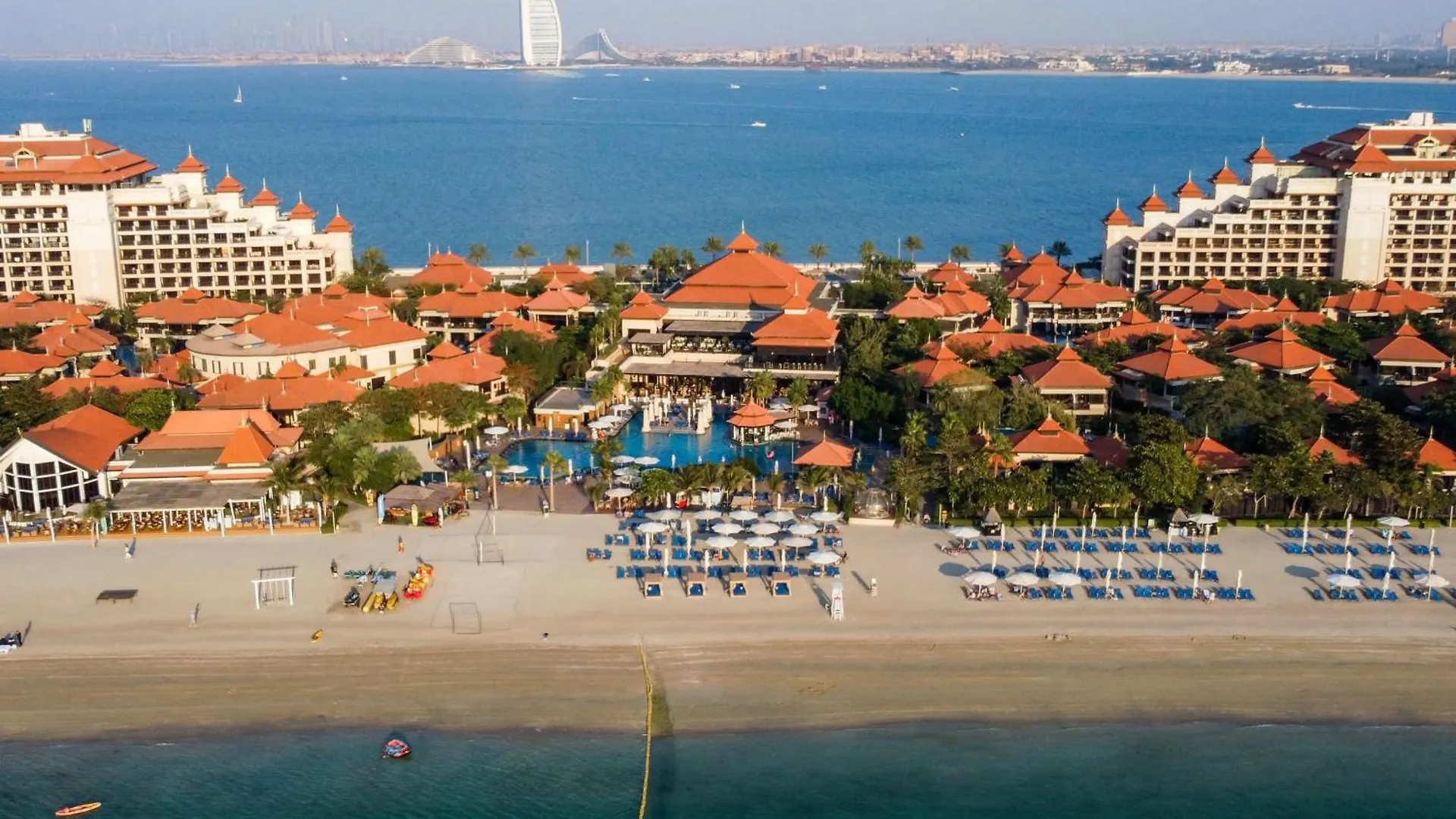 1Br Sea & Atlantis View Apartment At 5-Star Resort Dubai United Arab Emirates