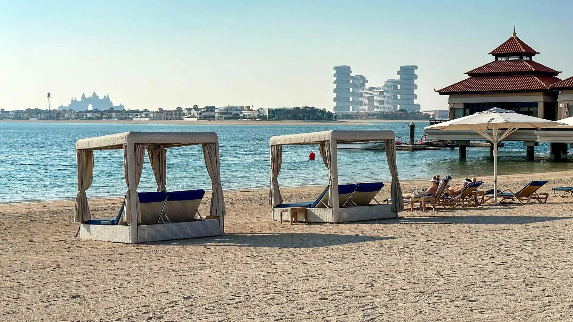 1Br Sea & Atlantis View Apartment At 5-Star Resort Dubai